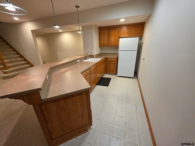 7322 S 93rd Street, La Vista, NE 68128