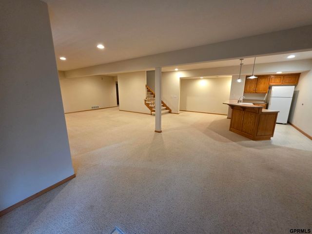 7322 S 93rd Street, La Vista, NE 68128