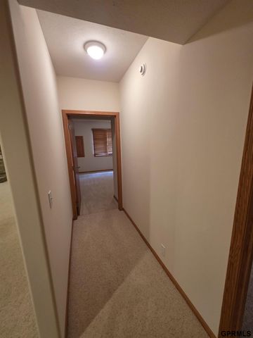 7322 S 93rd Street, La Vista, NE 68128