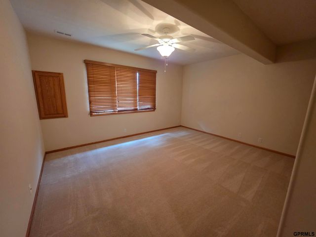 7322 S 93rd Street, La Vista, NE 68128