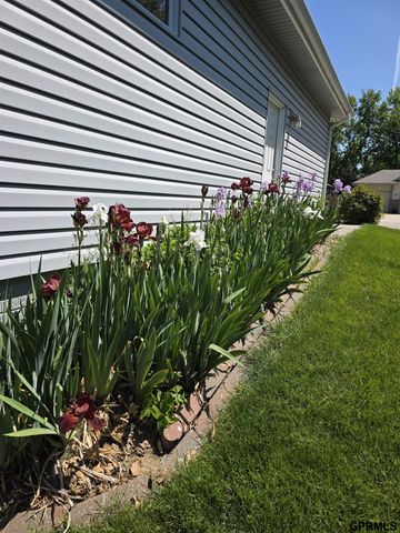 7322 S 93rd Street, La Vista, NE 68128