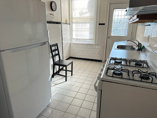 3 Linden St 2, Boston, MA 02134