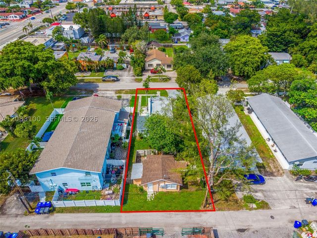 1726 Roosevelt St, Hollywood, FL 33020