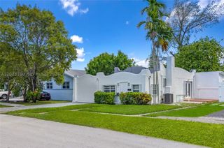 1726 Roosevelt St, Hollywood, FL 33020