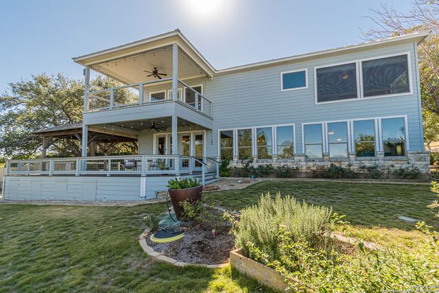 1950 Triple Peak, Canyon Lake, TX 78133