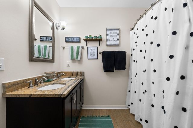 1302 Calcutta Drive, Gulf Breeze, FL 32563