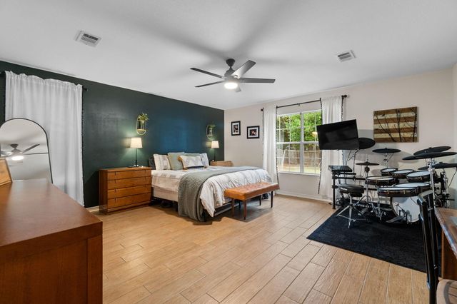 1302 Calcutta Drive, Gulf Breeze, FL 32563