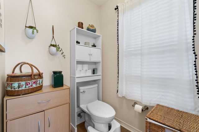 1302 Calcutta Drive, Gulf Breeze, FL 32563