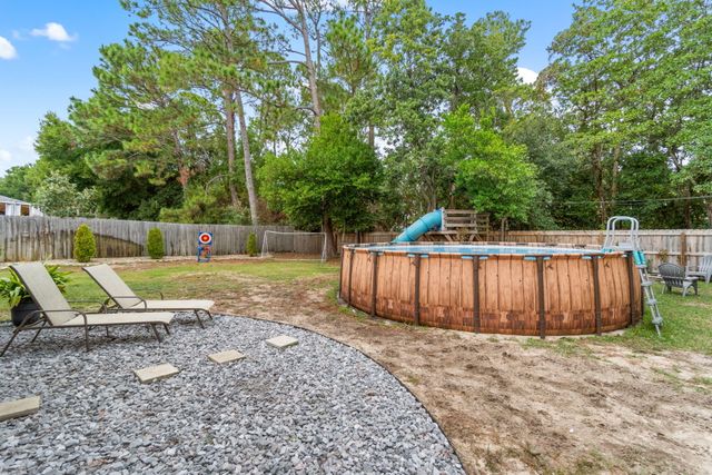 1302 Calcutta Drive, Gulf Breeze, FL 32563