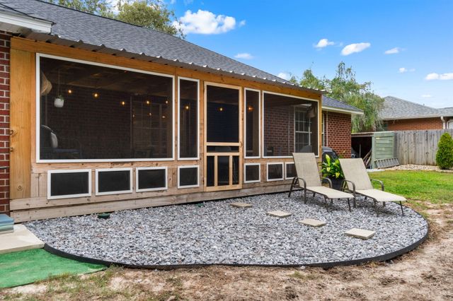 1302 Calcutta Drive, Gulf Breeze, FL 32563