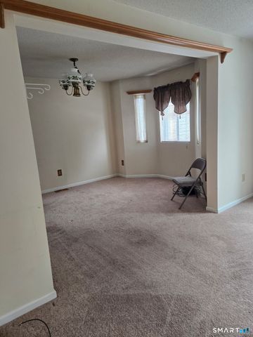 14 Tulip Drive D, Seymour, CT 06483