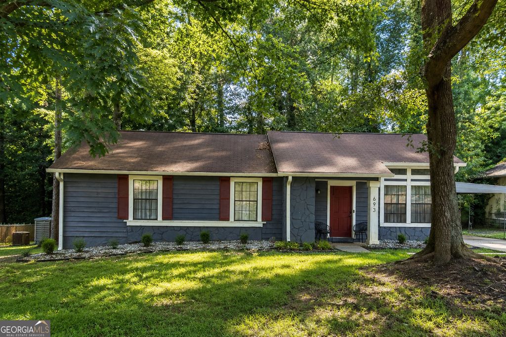 693 Utoy Circle SW, Atlanta, GA 30331