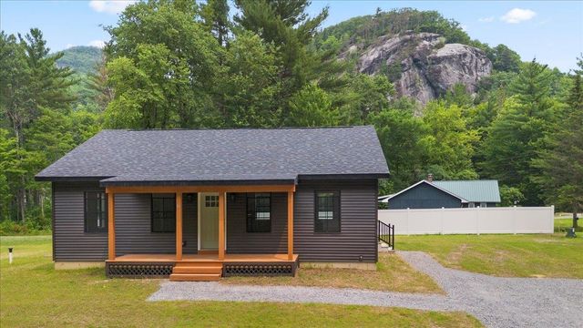 41 Champ Lane, Bolton, VT 05676
