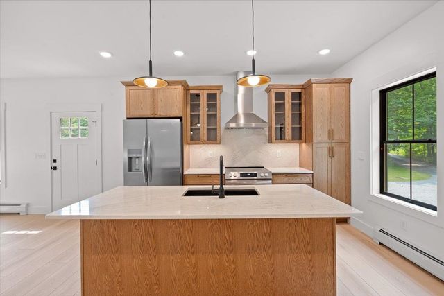 41 Champ Lane, Bolton, VT 05676