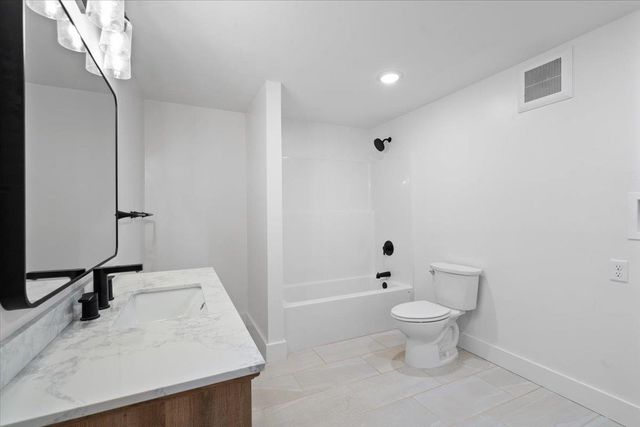41 Champ Lane, Bolton, VT 05676