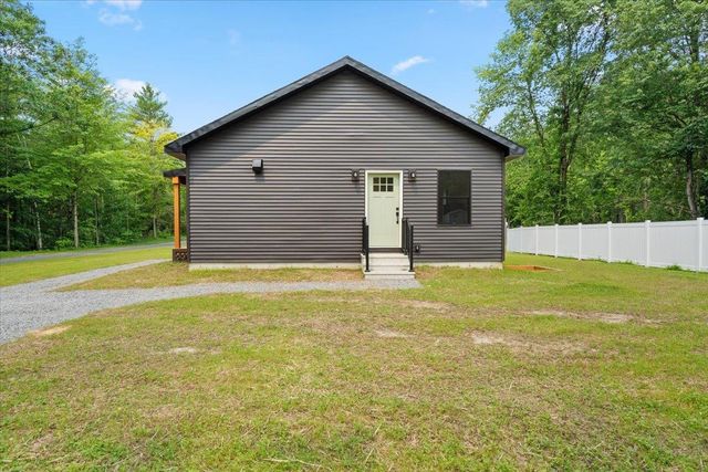 41 Champ Lane, Bolton, VT 05676