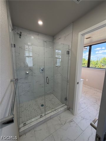 9908 Portofino CIR, Fort Myers, FL 33967