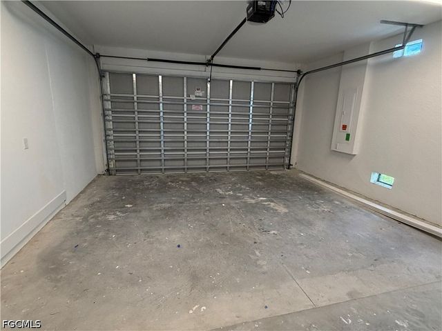 9908 Portofino CIR, Fort Myers, FL 33967