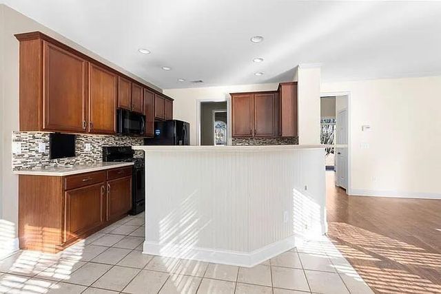 3968 Lake Ruby Lane, Suwanee, GA 30024