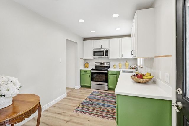 5031 73rd, Sacramento, CA 95820