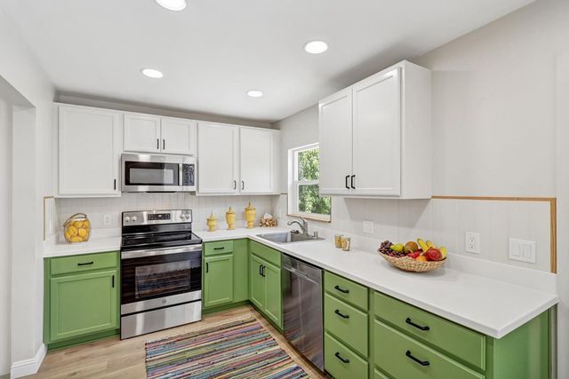 5031 73rd, Sacramento, CA 95820