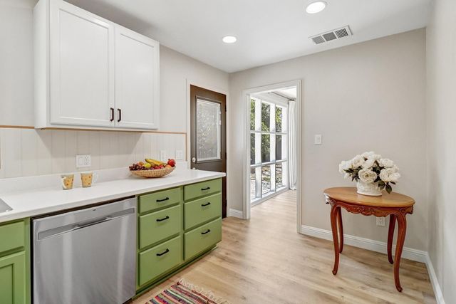 5031 73rd, Sacramento, CA 95820