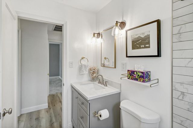 5031 73rd, Sacramento, CA 95820