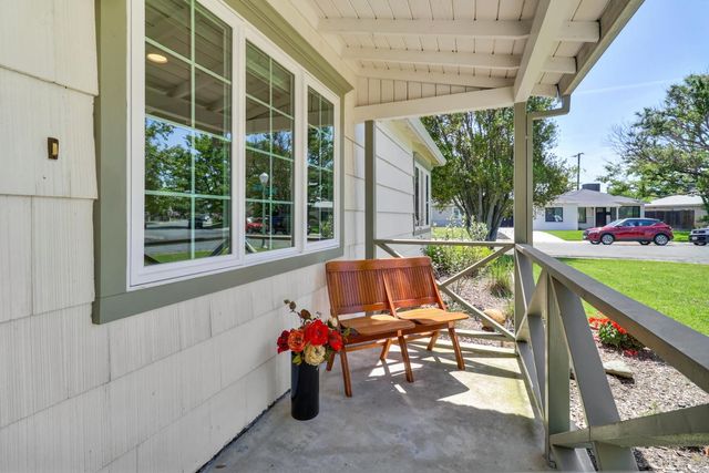 5031 73rd, Sacramento, CA 95820