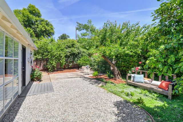 5031 73rd, Sacramento, CA 95820