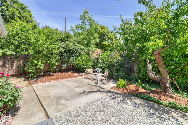 5031 73rd, Sacramento, CA 95820