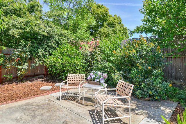 5031 73rd, Sacramento, CA 95820