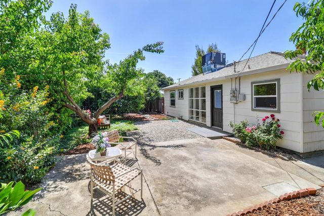 5031 73rd, Sacramento, CA 95820