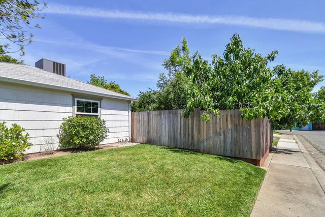 5031 73rd, Sacramento, CA 95820