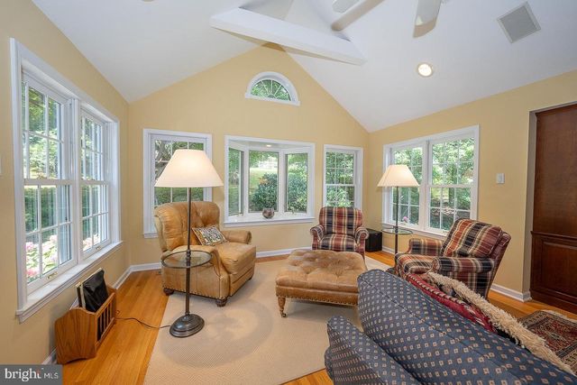 132 GULPH HILLS RD, Wayne, PA 19087
