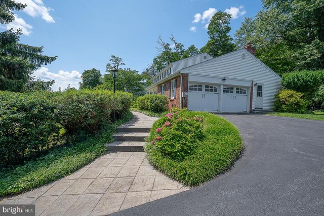 132 GULPH HILLS RD, Wayne, PA 19087