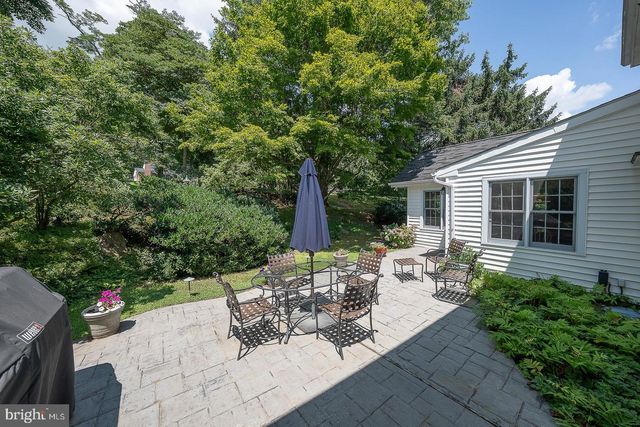 132 GULPH HILLS RD, Wayne, PA 19087