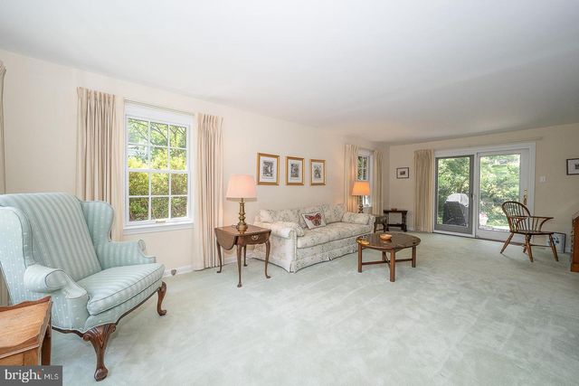 132 GULPH HILLS RD, Wayne, PA 19087