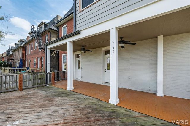5137 Washington Place, St Louis, MO 63108