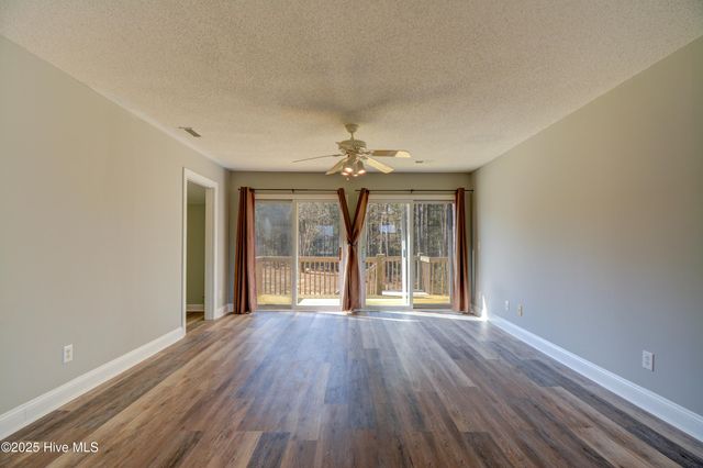 320 Belt Road, Hampstead, NC 28443