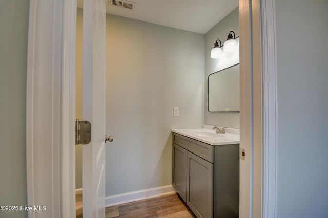 320 Belt Road, Hampstead, NC 28443