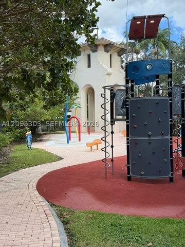 2979 NW 124th Way, Sunrise, FL 33323