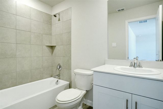 1008 Eagle Run Lane, Lavon, TX 75166