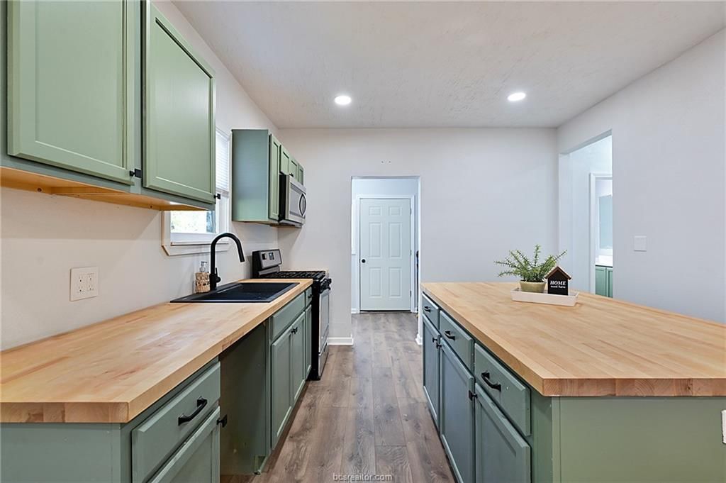 1100 East 25th Street, Bryan, TX 77803 — photo 4