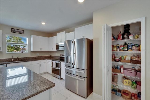 13234 GREAT PLAINS DRIVE, Riverview, FL 33579