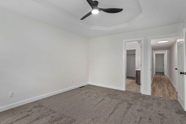 2021 E Lark Street, Springfield, MO 65804