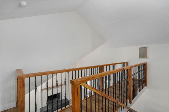 2021 E Lark Street, Springfield, MO 65804