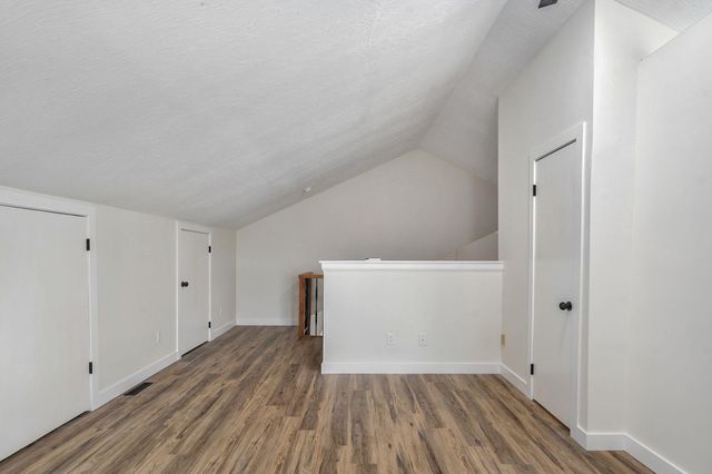 2021 E Lark Street, Springfield, MO 65804