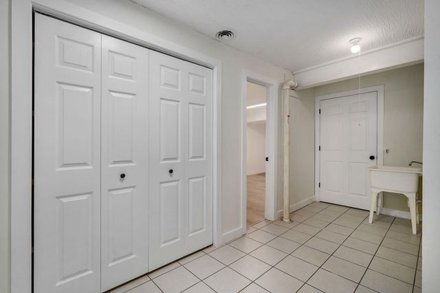 2021 E Lark Street, Springfield, MO 65804