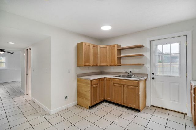 2021 E Lark Street, Springfield, MO 65804