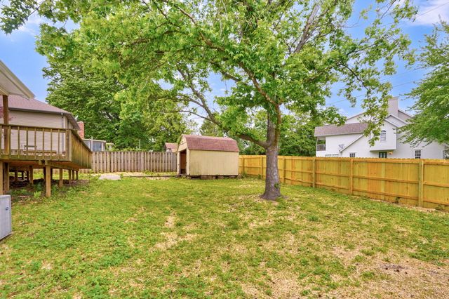 2021 E Lark Street, Springfield, MO 65804